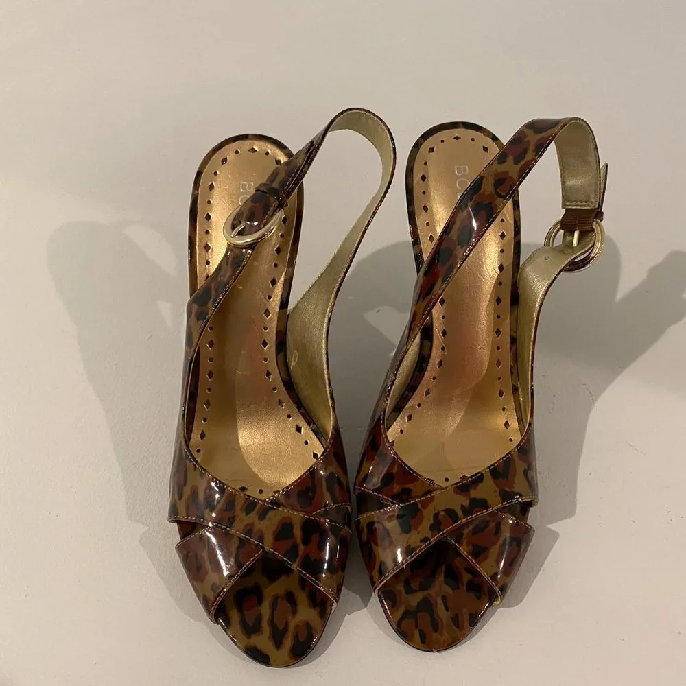 🎉Host Pick 🎉 BCBGirls Leopard Print Peep Toe Stiletto Heeled Sandal Size 9.5 - Picture 1 of 11